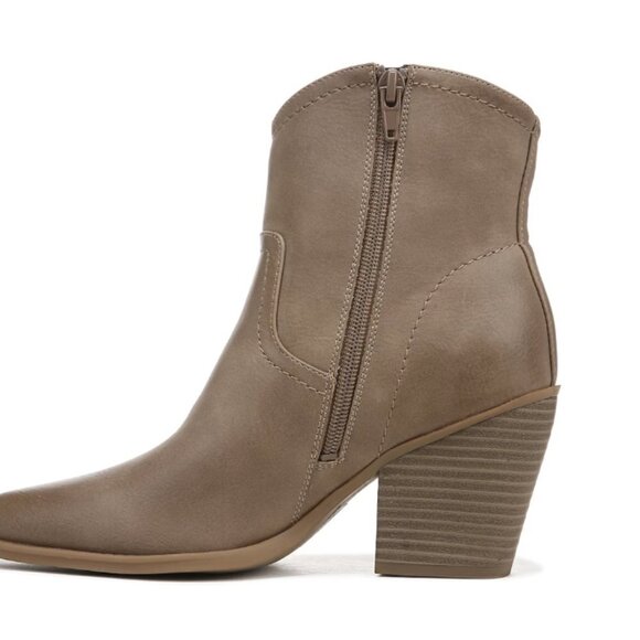 Naturalizer Harding Western Bootie (WIDE) - Picture 8 of 13